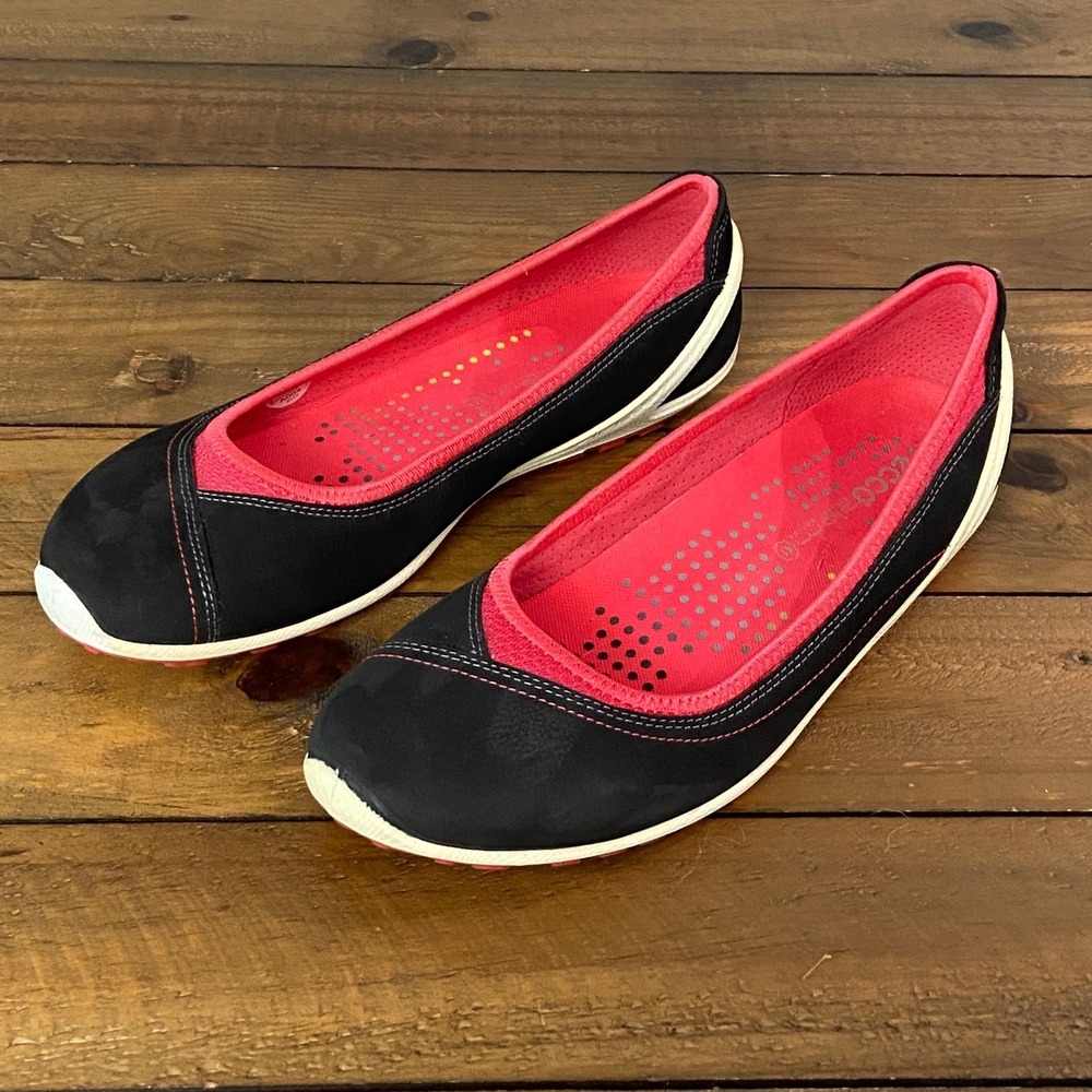 NWOB ECCO Biom Lite Womens Black Pink Nubuck Leather Ballerina Flats Size 41